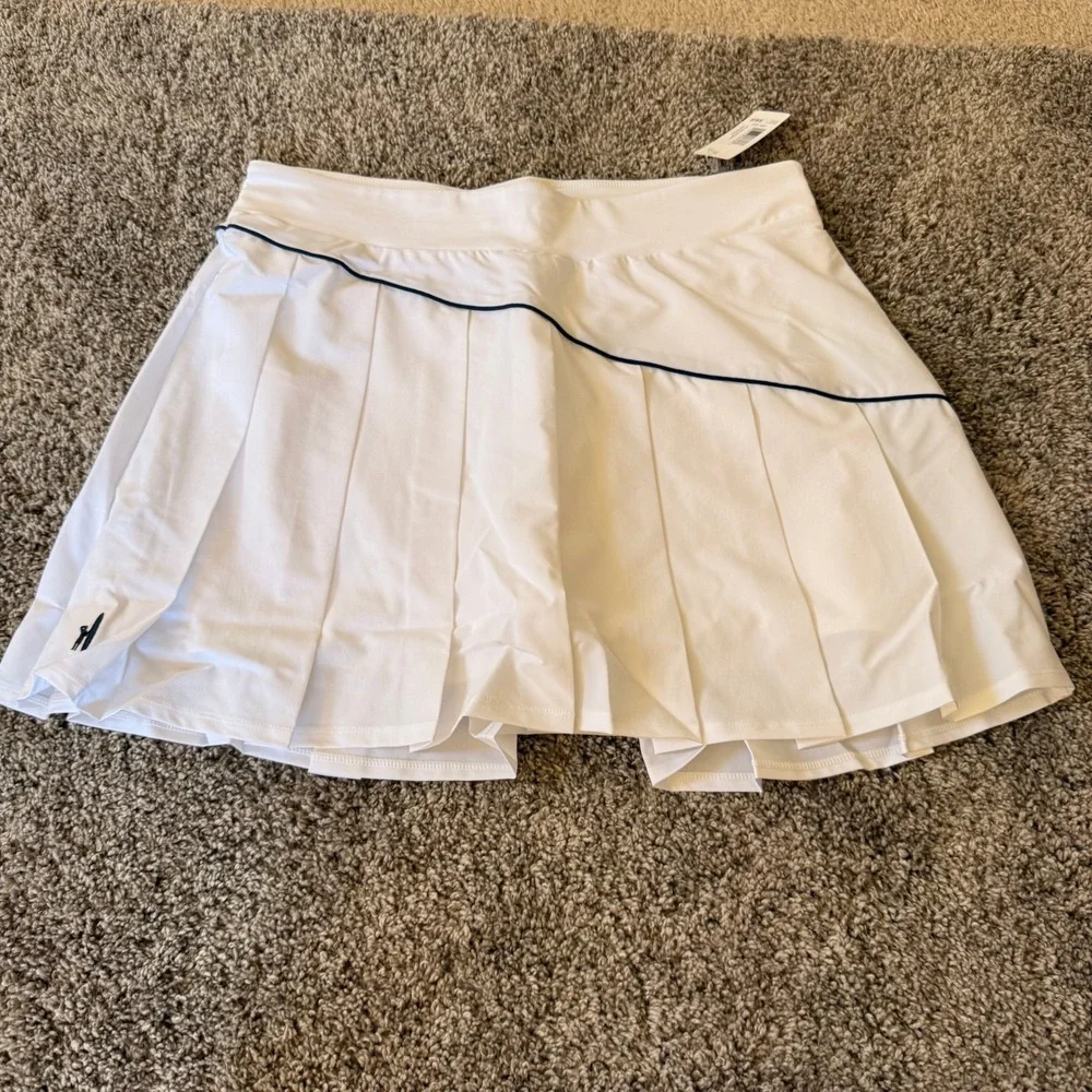 johnnie-O anika pleated
